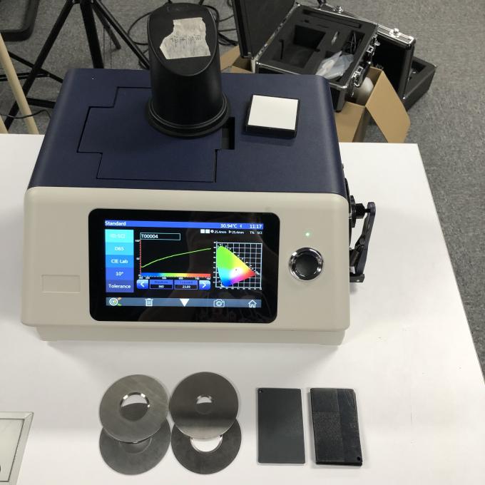 Le spectrophotomètre de grande précision D/0 de benchtop pour la réflectivité de transmission de film en verre et la brume colorent la différence YS6060